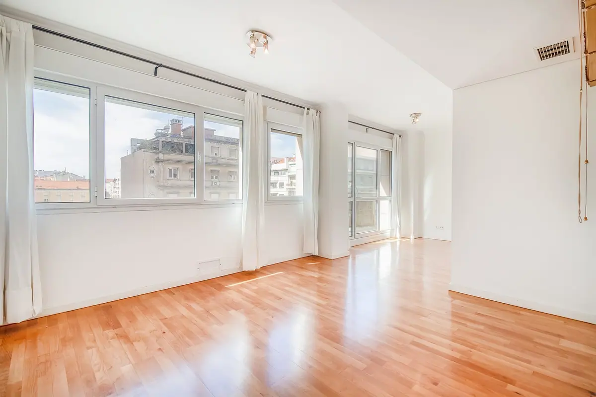 Apartamento T1, Saldanha, Lisboa, arrendado pela T&T Group Properties